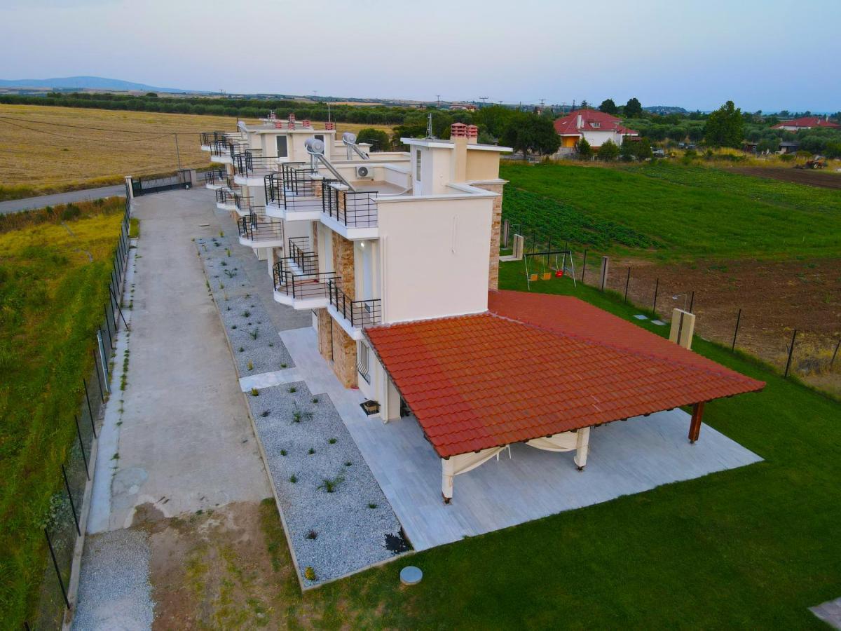 Mythic Villas Epanomí Buitenkant foto